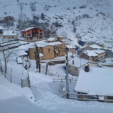 Apartamentos Rurales El Tio Pablo Picos De Europa Tresviso Bagian luar foto