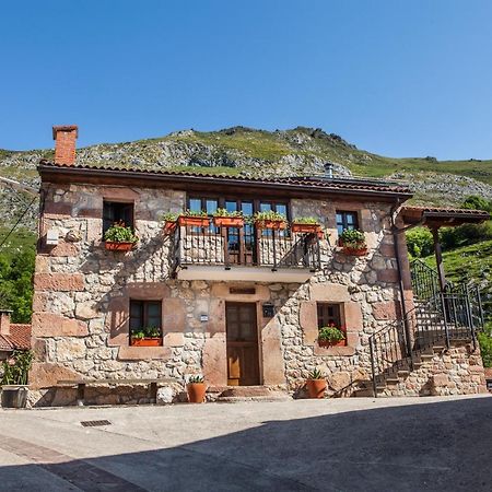 Apartamentos Rurales El Tio Pablo Picos De Europa Tresviso Bagian luar foto