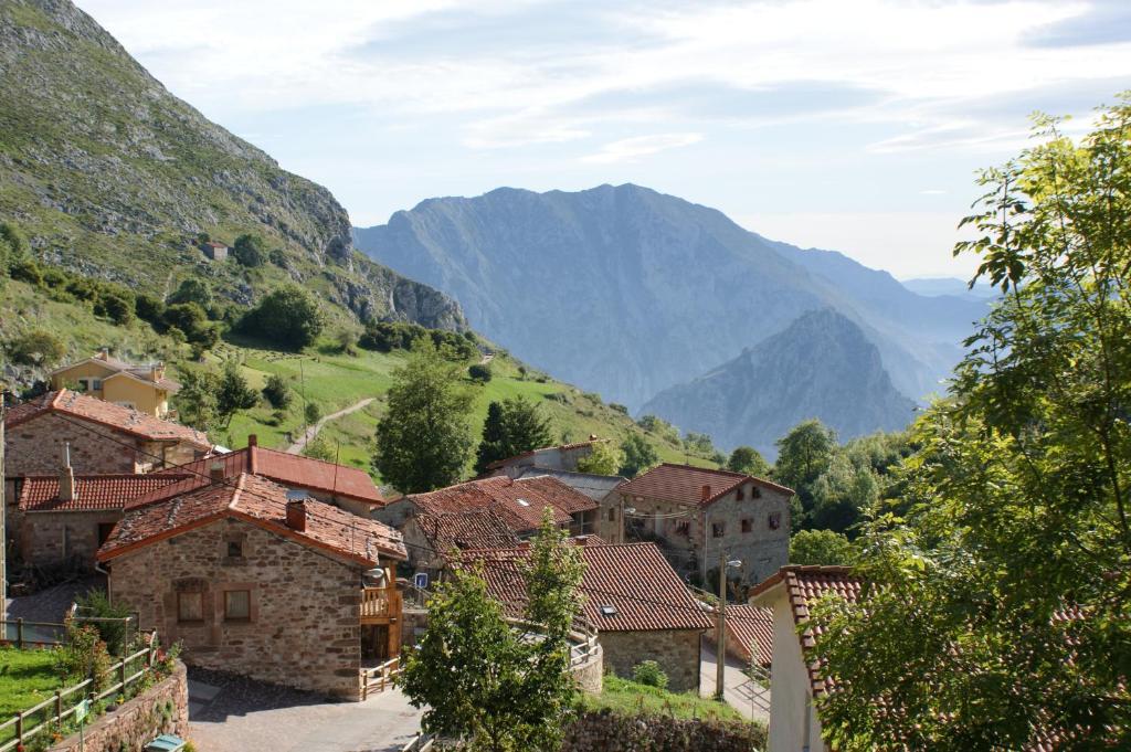 Apartamentos Rurales El Tio Pablo Picos De Europa Tresviso Ruang foto